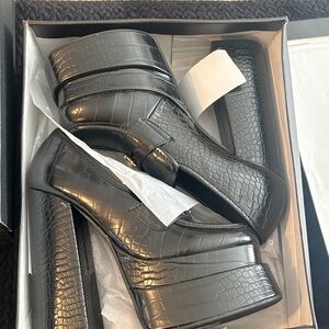 EGO Black Croc-Embossed Loafers with Gold Accent